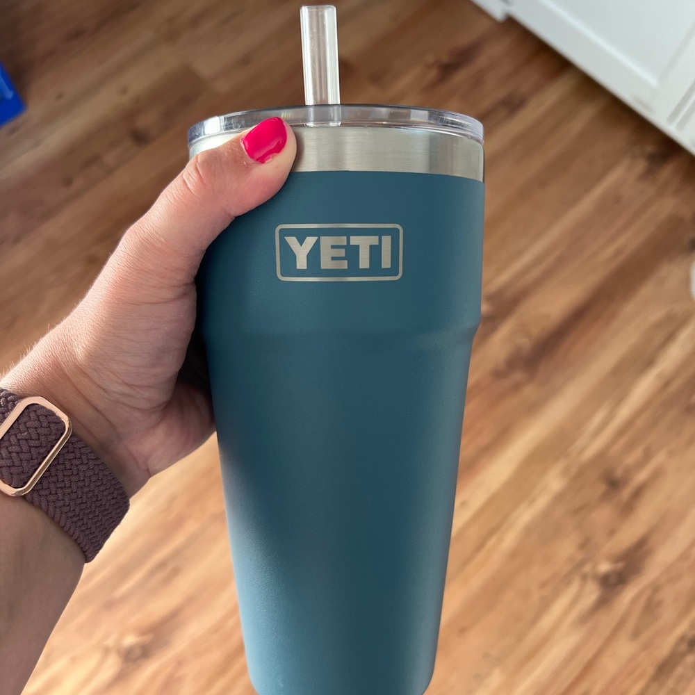 Yeti Rambler 26oz cup